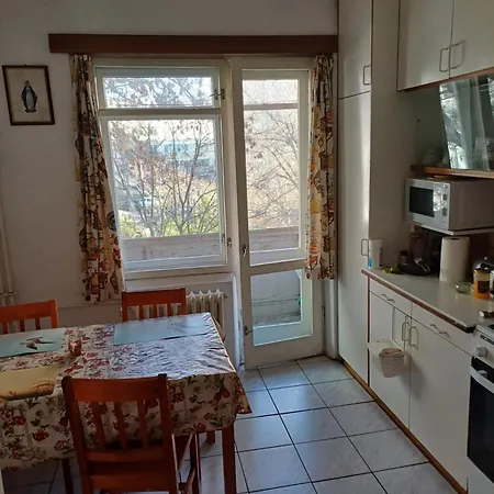 Vintage Flat In Apartment